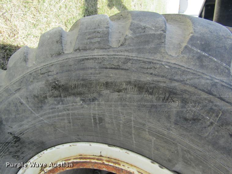 image for item DD8770 1994 International Silver Wheels applicator truck