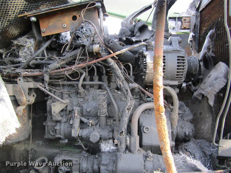 image for item DD8778 1993 John Deere 7800 MFWD tractor