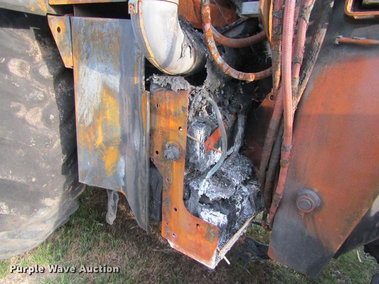 image for item DD8778 1993 John Deere 7800 MFWD tractor