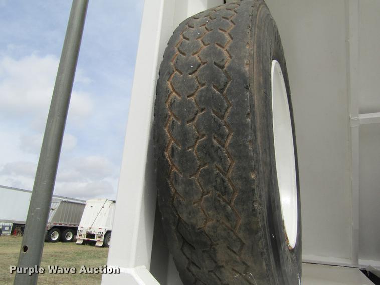 image for item DD8780 1997 Sandy Land single hopper bottom grain trailer