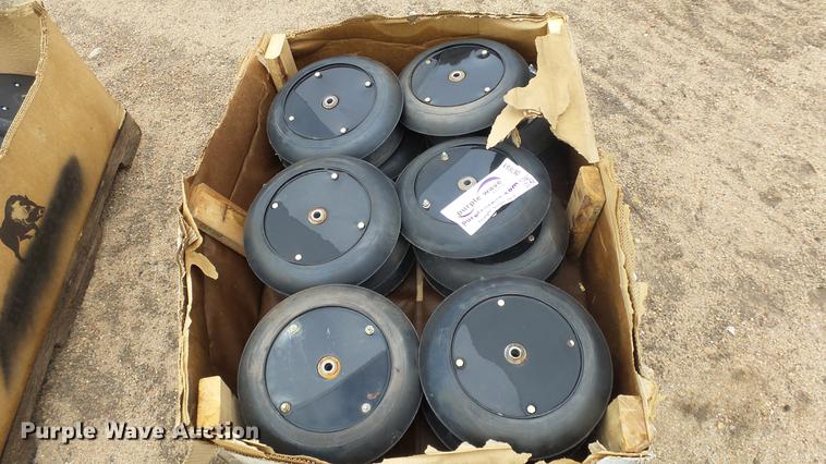 image for item DE2651 (18) Great Plains press wheels