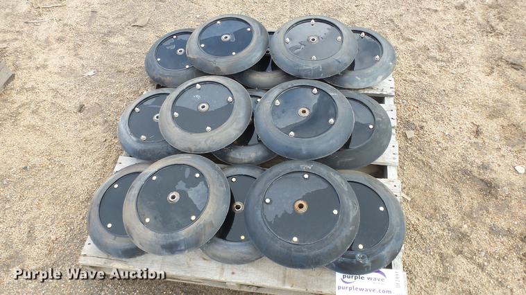 image for item DE2891 (15) Great Plains press wheels