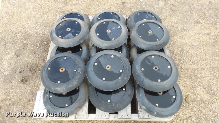 image for item DE2891 (15) Great Plains press wheels