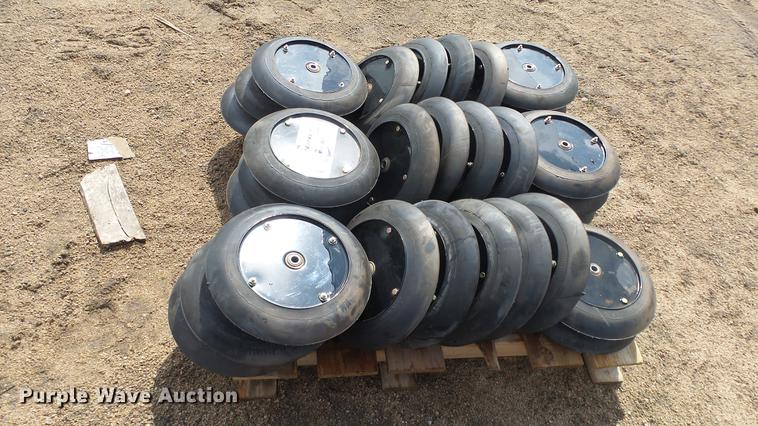 image for item DE2907 (30) Great Plains press wheels