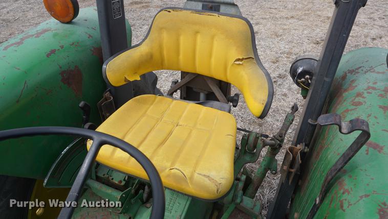 image for item DE3308 1981 John Deere 2940 MFWD tractor