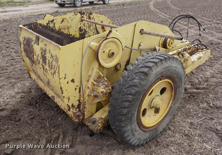 image for item DE3309 Garwood 23 scraper