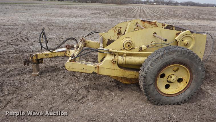 image for item DE3309 Garwood 23 scraper