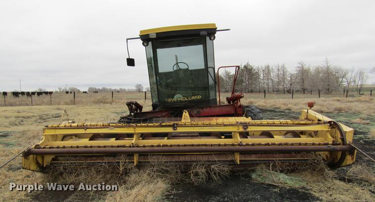 image for item DE6732 New Holland 2450 windrower