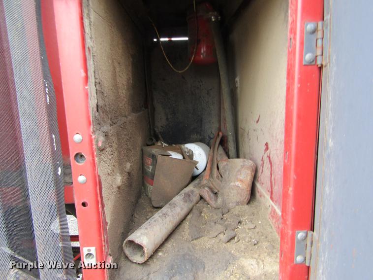 image for item DE6732 New Holland 2450 windrower