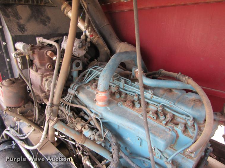 image for item DE6735 2003 Stinger 2400M bale stacker