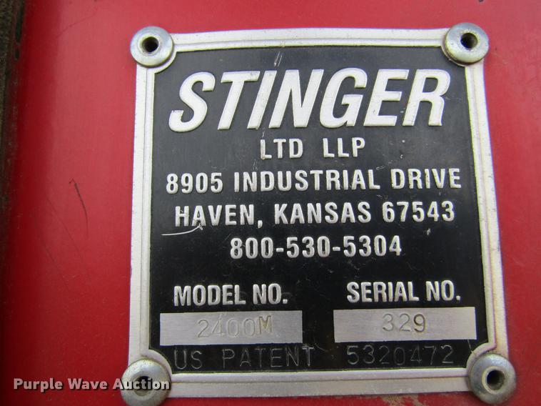 image for item DE6735 2003 Stinger 2400M bale stacker