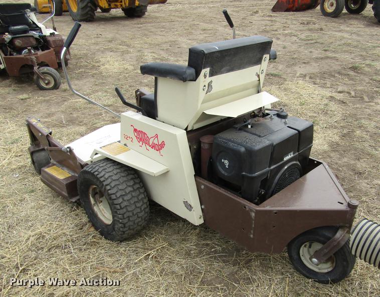 image for item DE6739 Grasshopper 1212 lawn mower