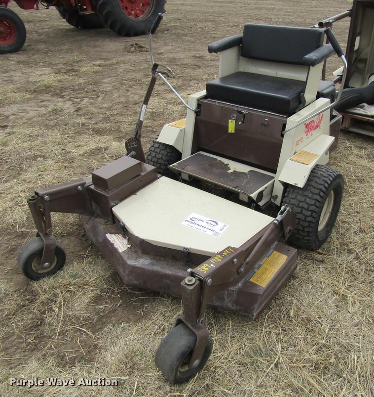 image for item DE6739 Grasshopper 1212 lawn mower