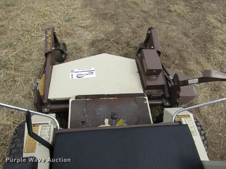 image for item DE6739 Grasshopper 1212 lawn mower