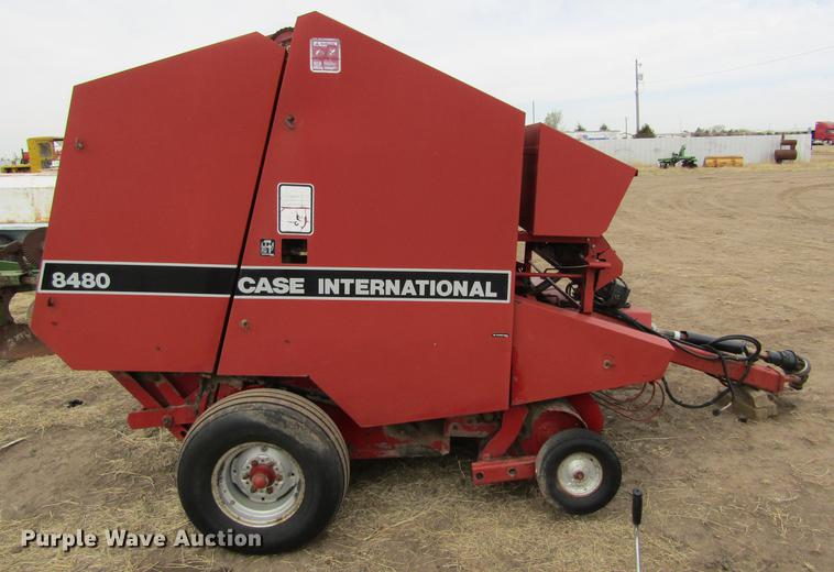 image for item DE6741 1992 Case IH 8480 round baler
