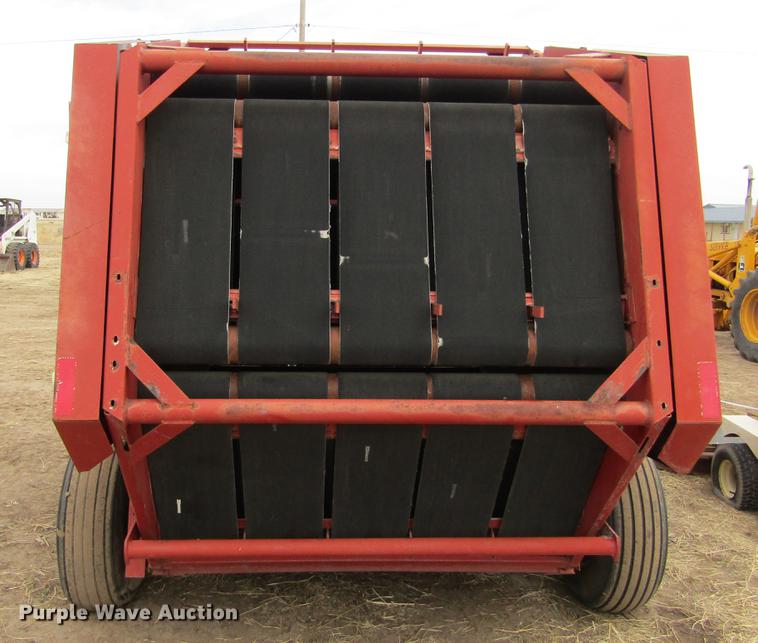 image for item DE6741 1992 Case IH 8480 round baler