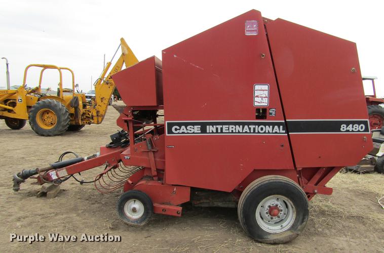 image for item DE6741 1992 Case IH 8480 round baler