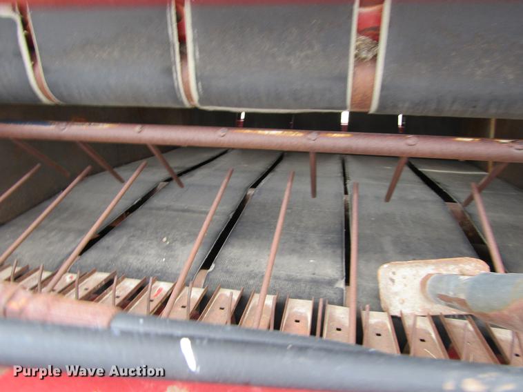 image for item DE6741 1992 Case IH 8480 round baler