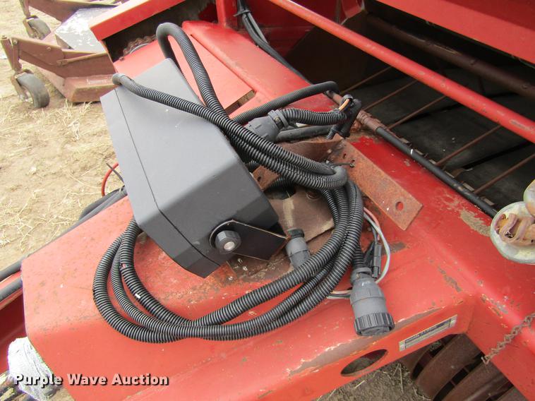 image for item DE6741 1992 Case IH 8480 round baler