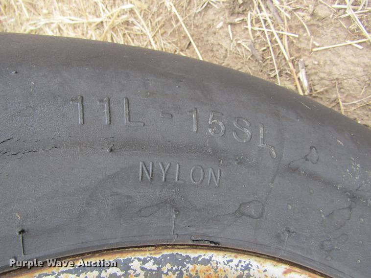 image for item DE6741 1992 Case IH 8480 round baler