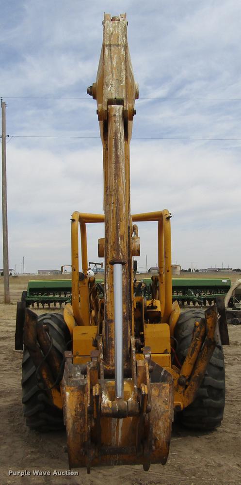 image for item DE6742 John Deere 9250 backhoe