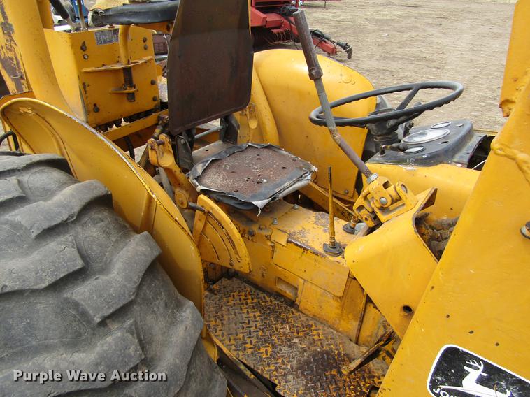 image for item DE6742 John Deere 9250 backhoe