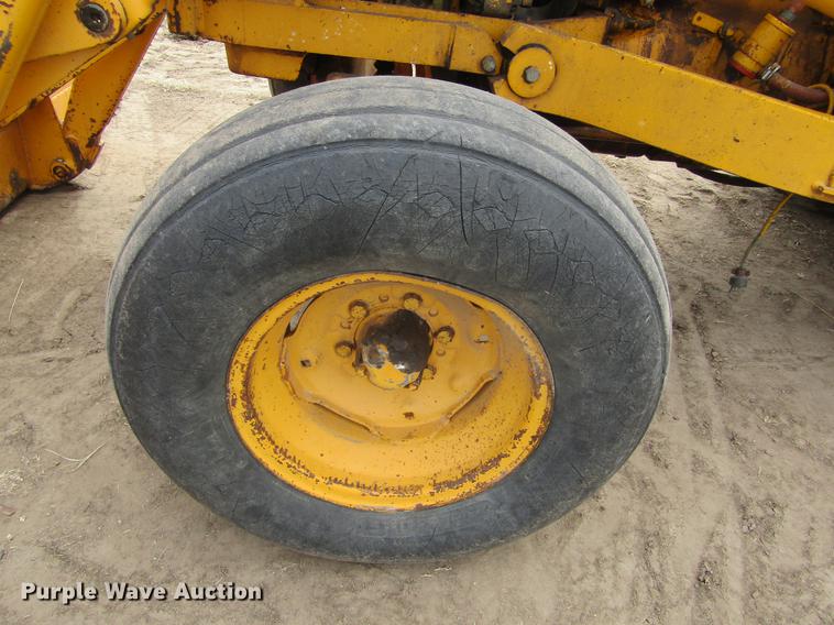 image for item DE6742 John Deere 9250 backhoe