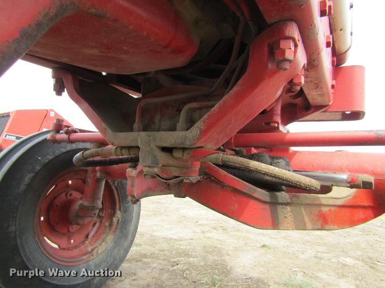 image for item DE6744 International 886 tractor