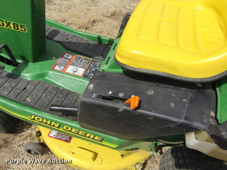 image for item DE6753 John Deere GX85 lawn mower