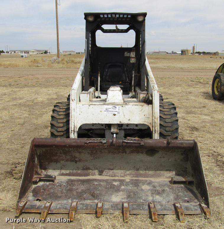 image for item DE6756 1987 Bobcat 843 skid steer