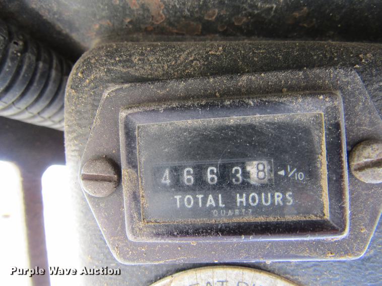 image for item DE6756 1987 Bobcat 843 skid steer