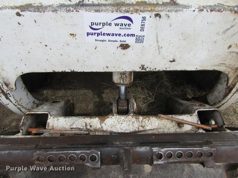 image for item DE6756 1987 Bobcat 843 skid steer