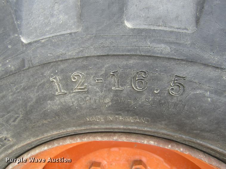 image for item DE6756 1987 Bobcat 843 skid steer