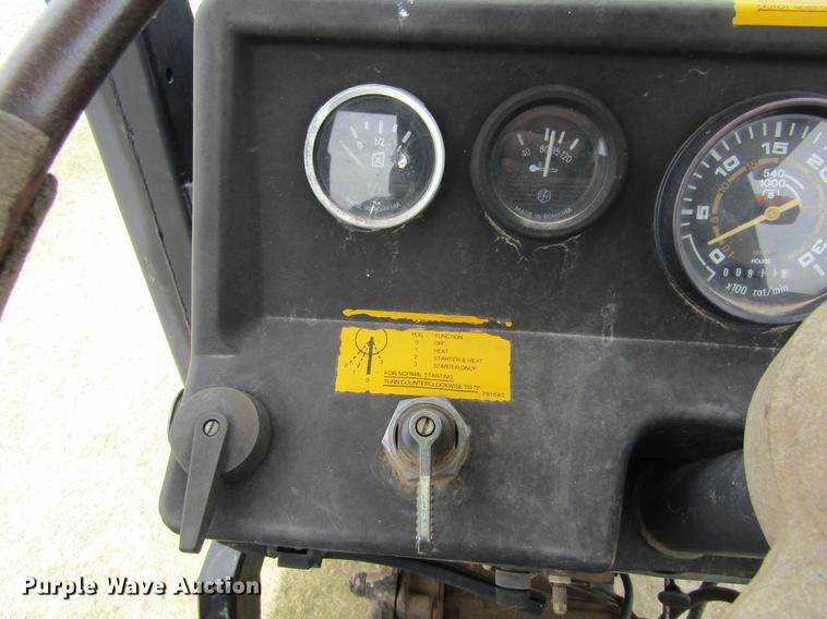 image for item DE6759 Long 2360 tractor