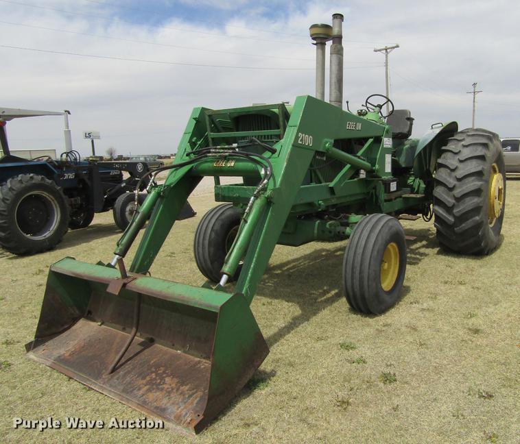 image for item DE6760 John Deere 4520 tractor