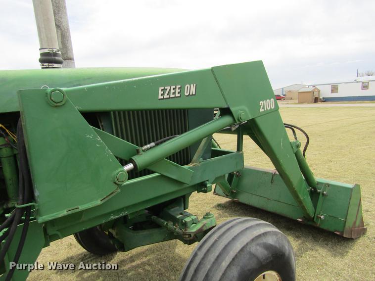 image for item DE6760 John Deere 4520 tractor