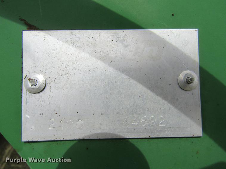 image for item DE6760 John Deere 4520 tractor