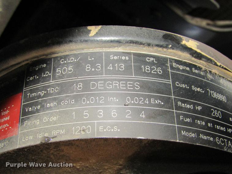 image for item DE6765 1995 Gleaner R62 combine