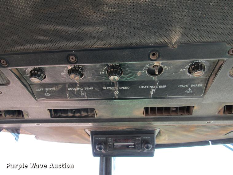 image for item DE6767 1976 John Deere 4430 tractor