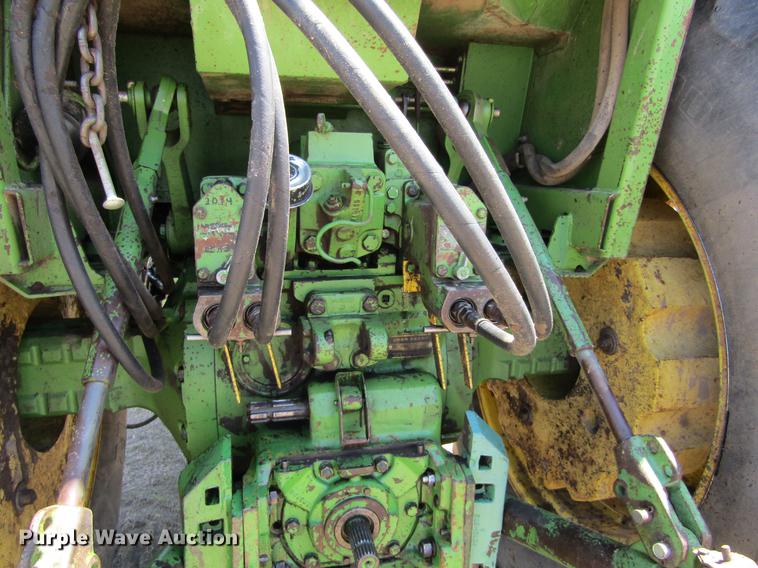 image for item DE6767 1976 John Deere 4430 tractor