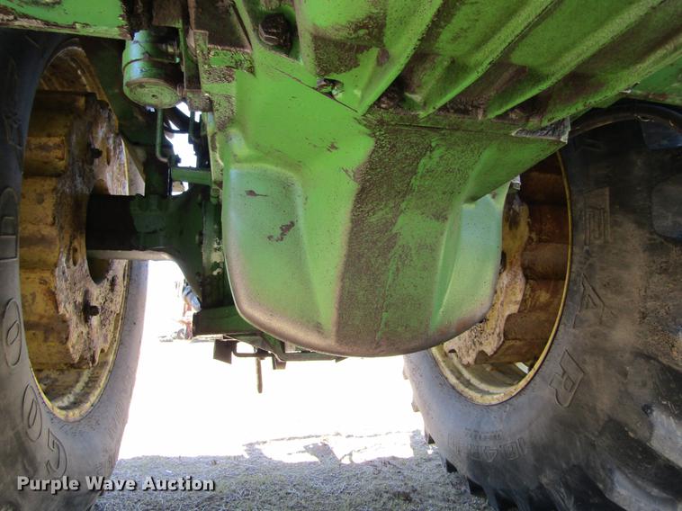 image for item DE6767 1976 John Deere 4430 tractor