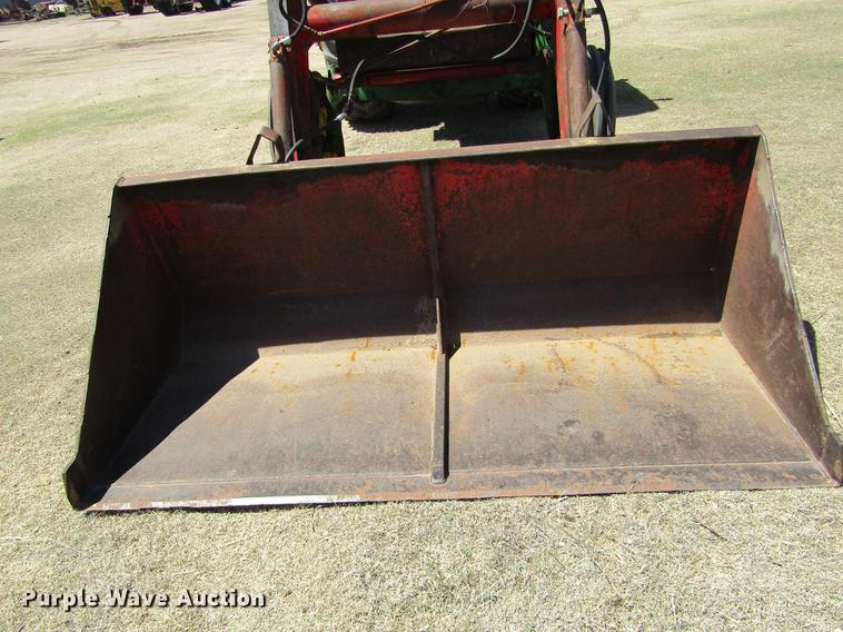 image for item DE6767 1976 John Deere 4430 tractor