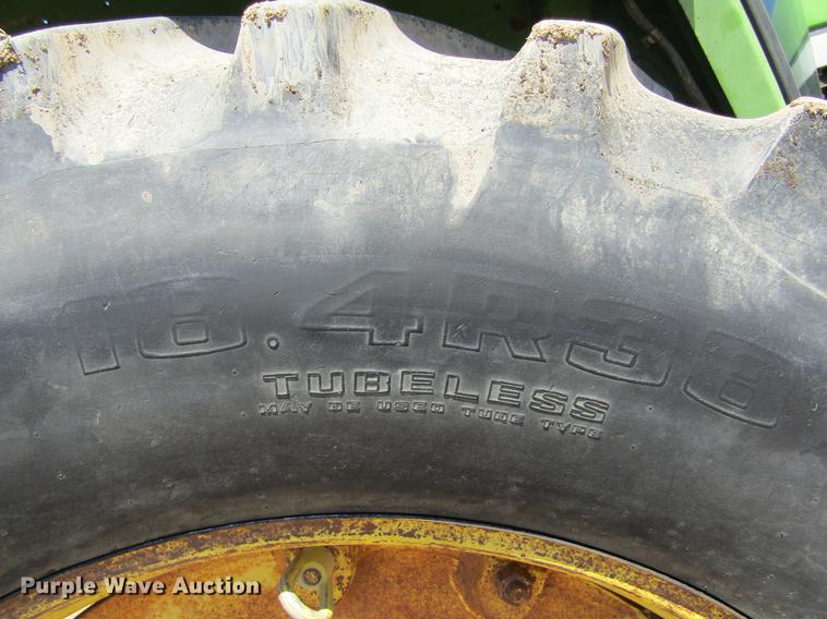 image for item DE6767 1976 John Deere 4430 tractor