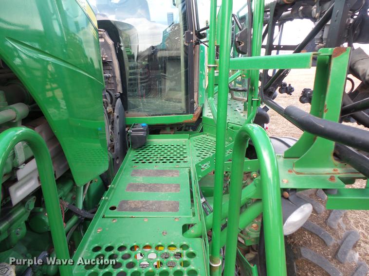image for item DW9660 2013 John Deere 4940 sprayer