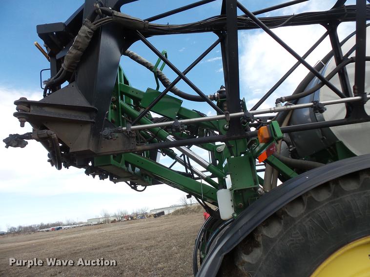 image for item DW9660 2013 John Deere 4940 sprayer