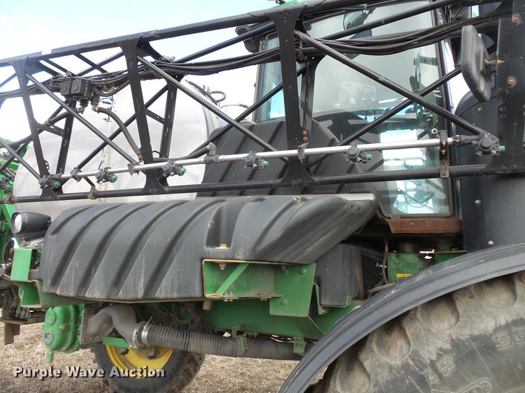image for item DW9660 2013 John Deere 4940 sprayer