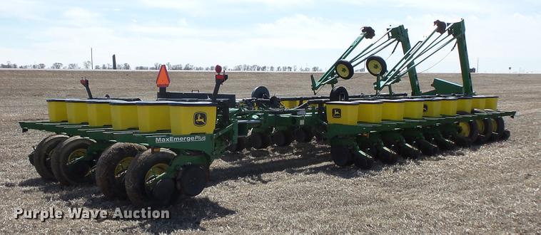 image for item DW9661 John Deere 1770 Max Emerge Plus conservation planter