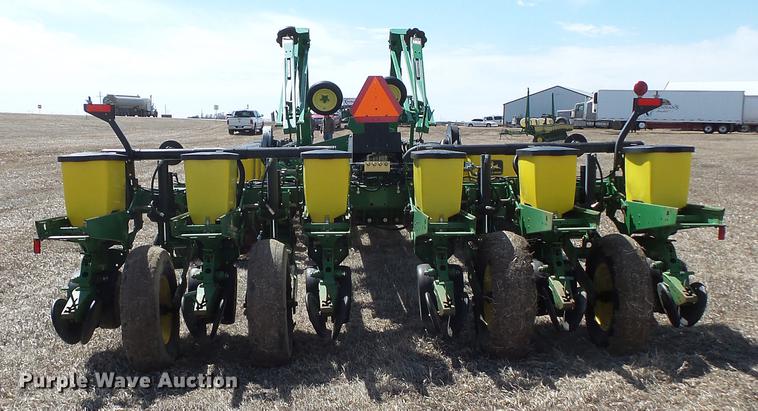 image for item DW9661 John Deere 1770 Max Emerge Plus conservation planter