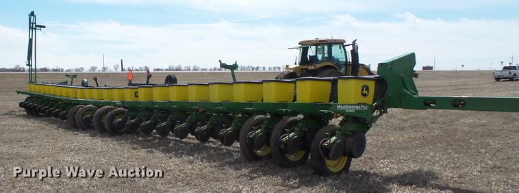 image for item DW9661 John Deere 1770 Max Emerge Plus conservation planter