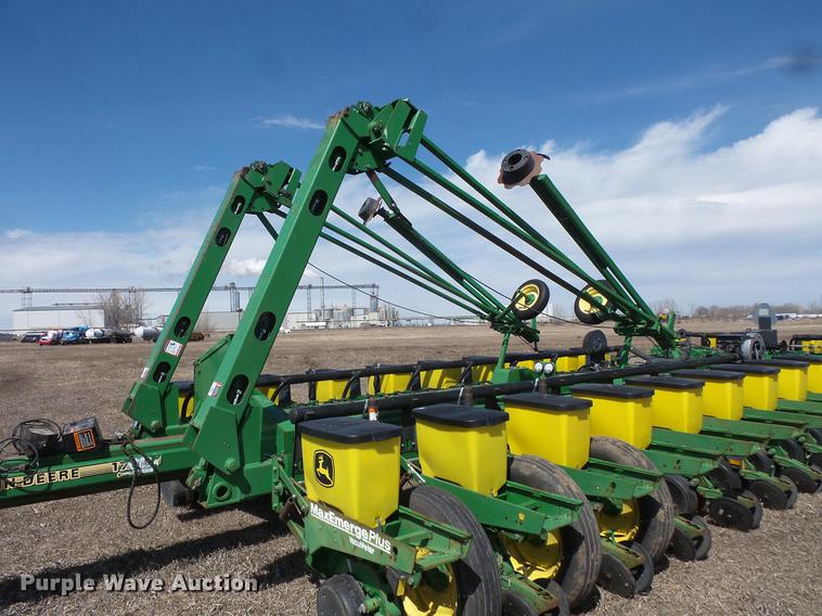 image for item DW9661 John Deere 1770 Max Emerge Plus conservation planter